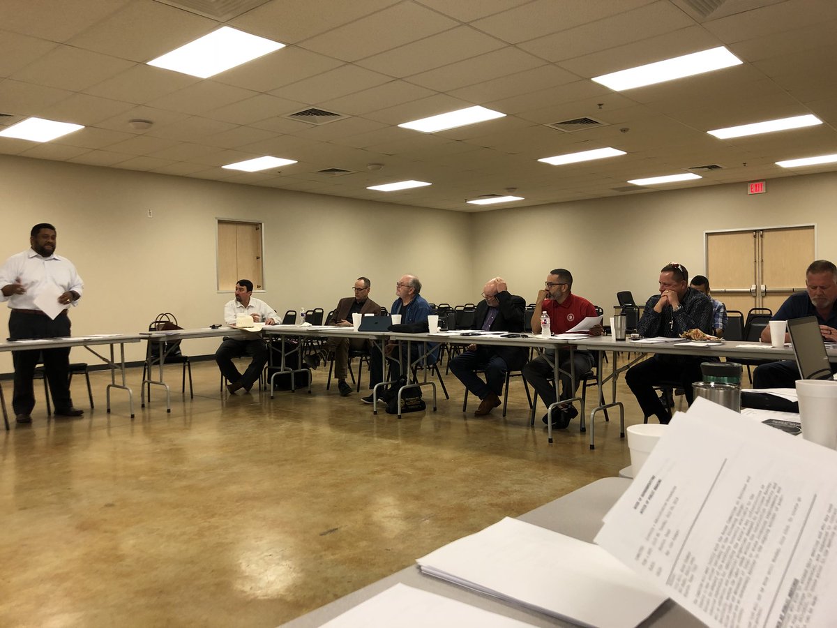 MontserratforTX's tweet image. .@AguilarLeonard addressing @TxBldgTrades board member. @TexasAFLCIO @David_LopezJr @local286JAC @JulianCastro #TxLabor2018 #WeBuildTx