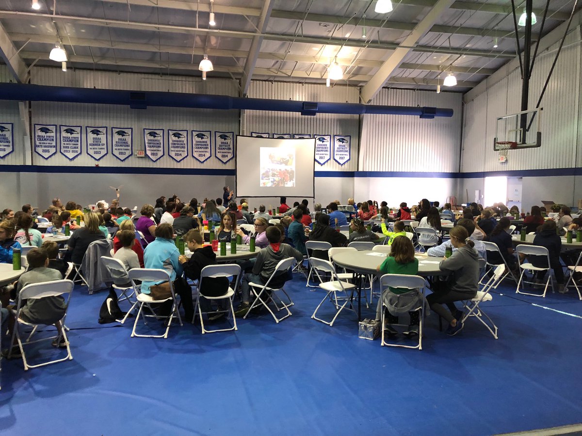 JerryBates13's tweet photo. Green Schools Summit @ Riverfield today. 150 students from 15 OK schools. Thanks to our Roots and Shoots Club students and teachers for hosting. Excellent information on environmental programs for individuals and schools! https://t.co/1LJRRlhPFE