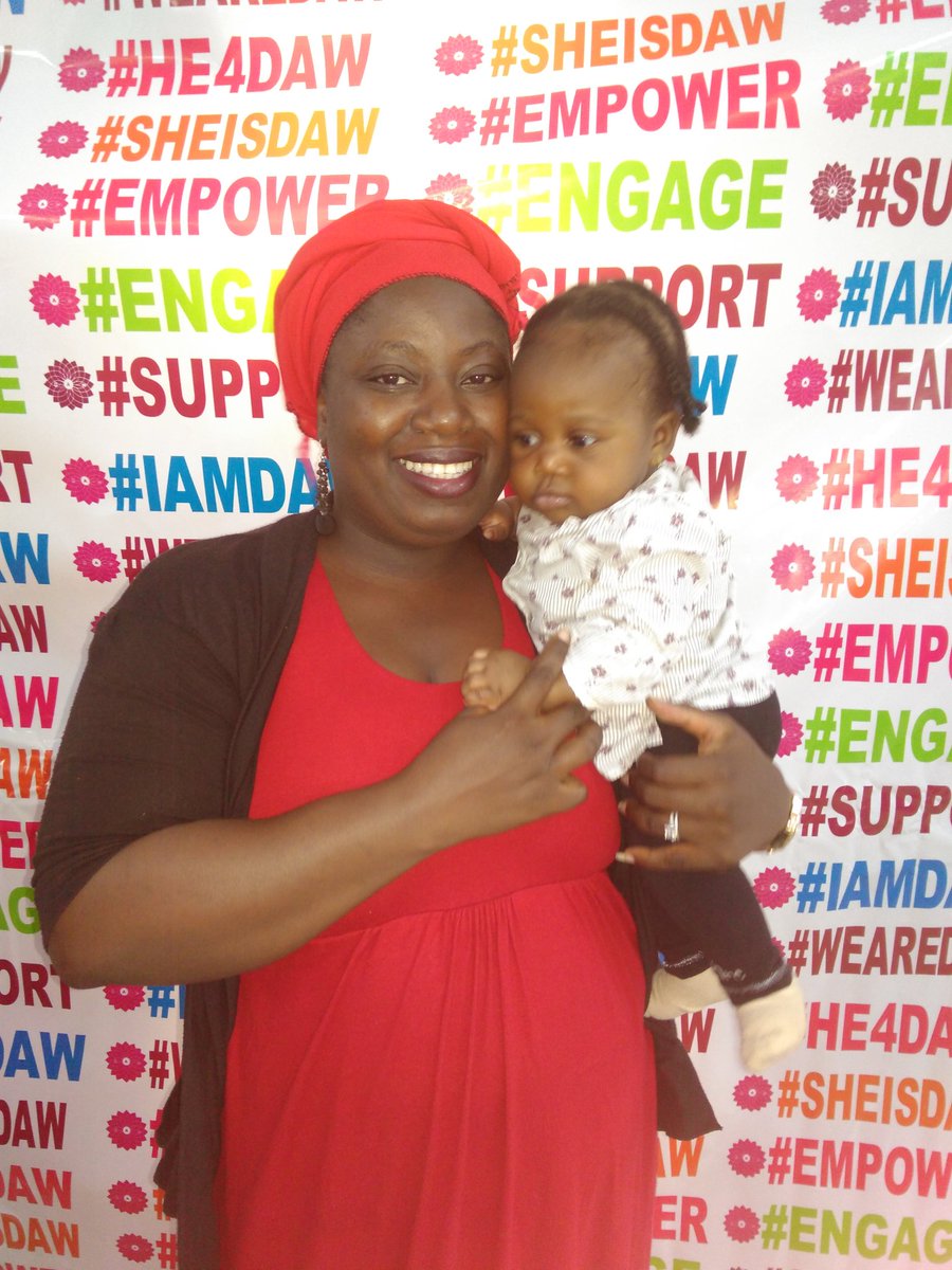 ndenum's tweet image. @WomanDigital #TrainedByDAW