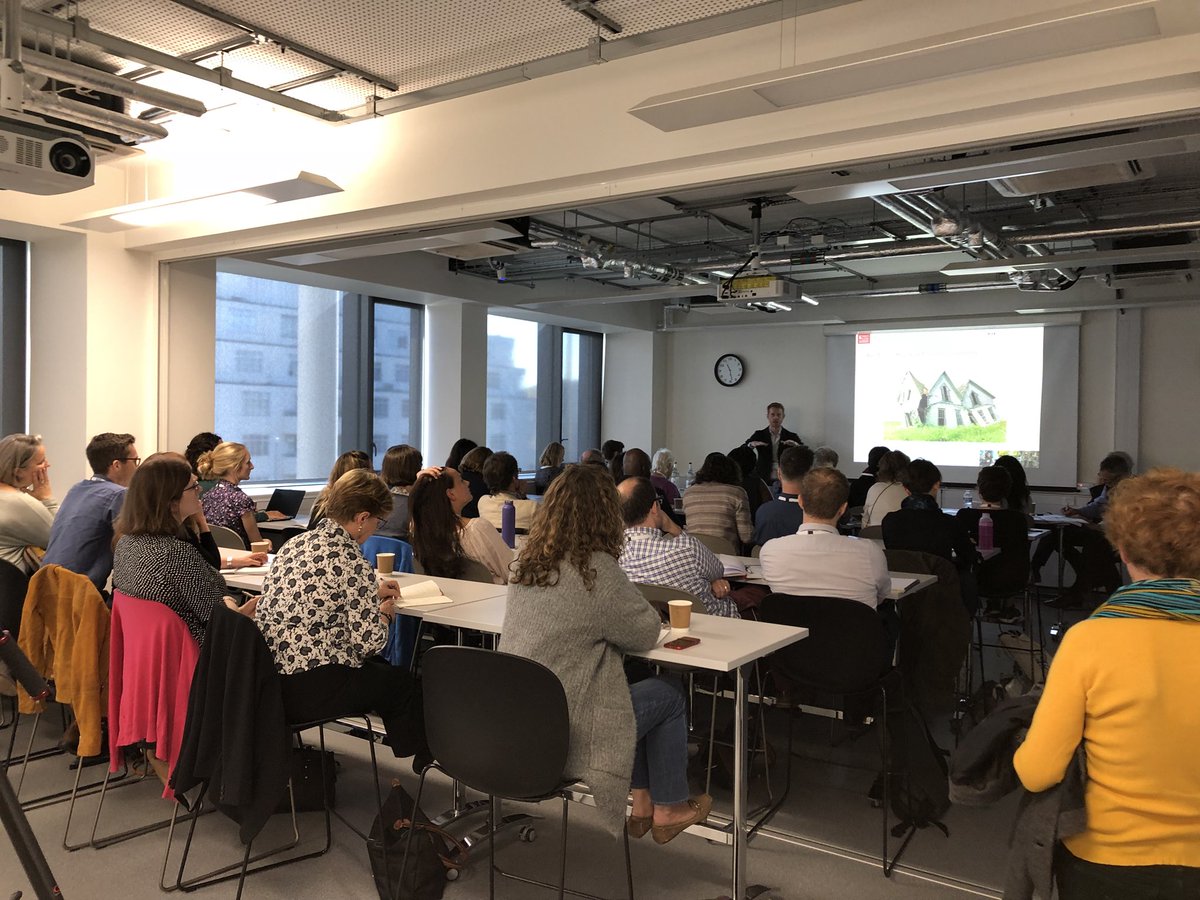 THETlinks's tweet photo. What a fantastic day! Many amazing insights, challenging debates &amp; inspiring words from across our #globalhealth community - thanks to all who #joinedtheconversation, we can’t wait for Day 2 #THETconf! https://t.co/0tZbI7RXQF