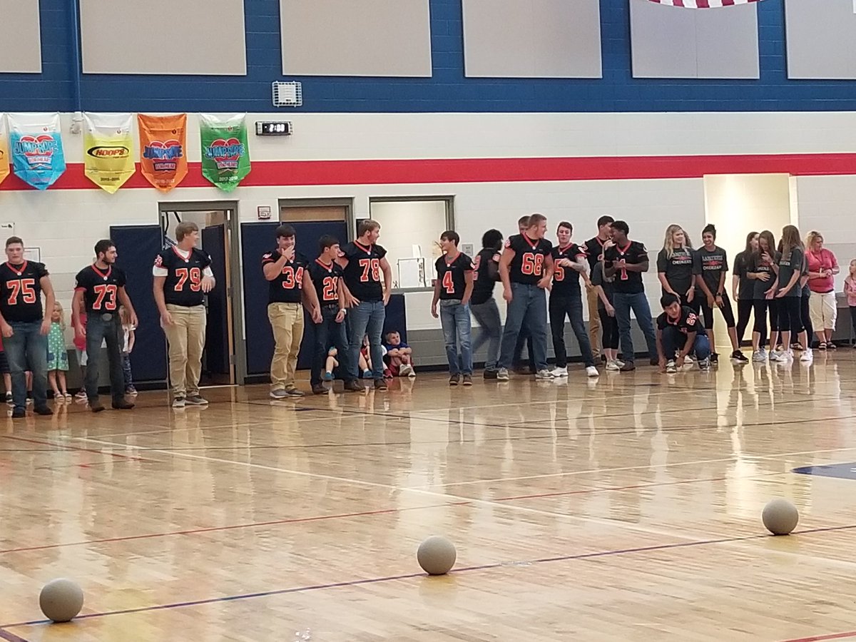 WCSMissionSupp's tweet photo. Ramblers support Saddle Ridge at their pep rally. https://t.co/Sr9NsaqTKm