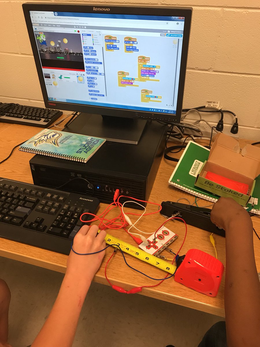 MrWolfTech's tweet image. Exited to see these 6th graders get a brief intro into how buttons can be created using Scratch and a MakeyMakey. Pushing the “Why” we are doing something first always maintains interest later when they are learning the “How”. Thinking with the goal in mind! #EWStrong