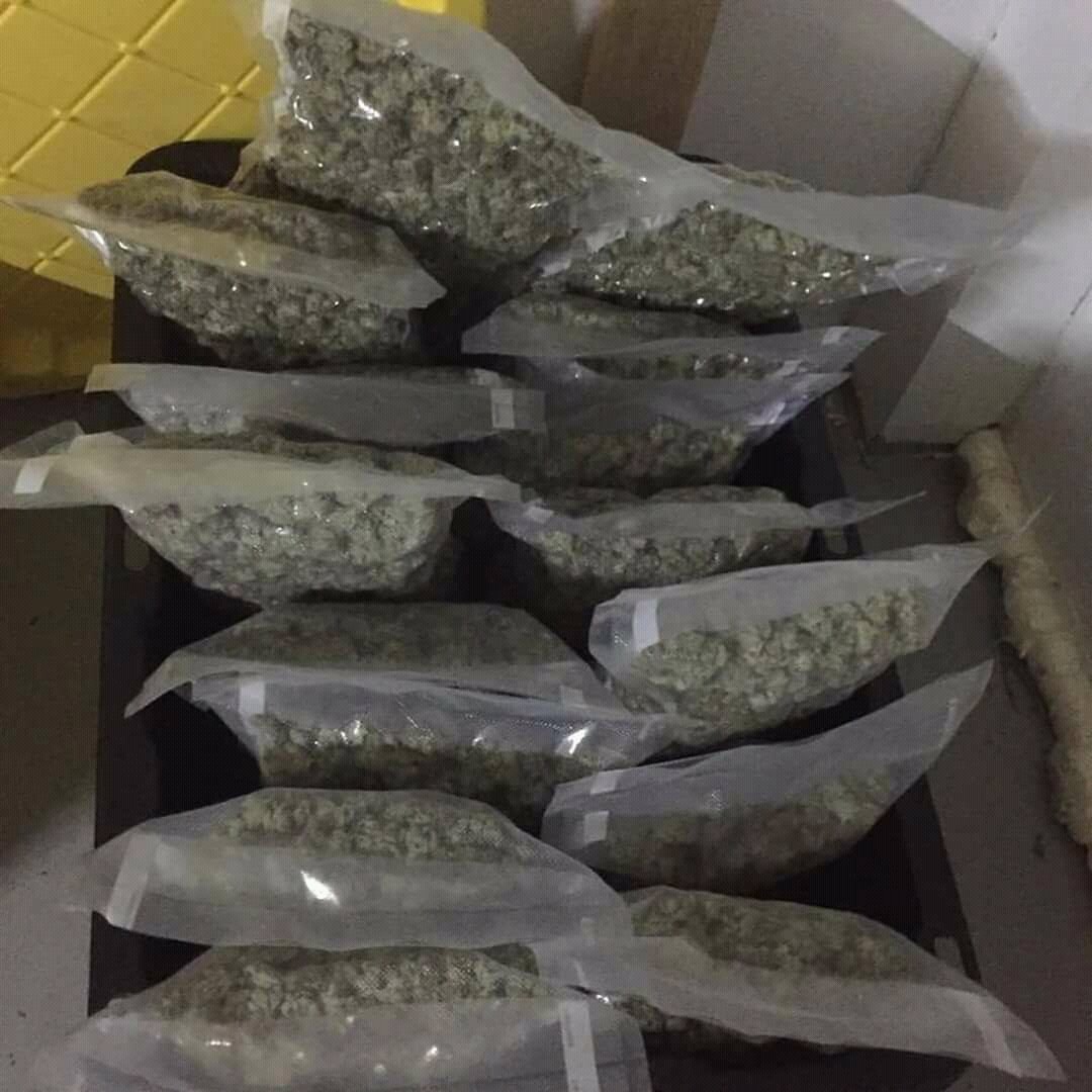 weeddoc420's tweet photo. safe,secured and discreet deliveries https://t.co/dmIaQIGakV for wickr weeddoc420 #weed #cannabis #weedporn #marijuana #cannabiscommunity #weedstagram #ganja #stoner #cbd  #kush  #sativa #cannabisculture #follow #memes #indica #like #weedmemes #medicalmarijuana #hightimes #bhfyp https://t.co/mrMZTEmp01