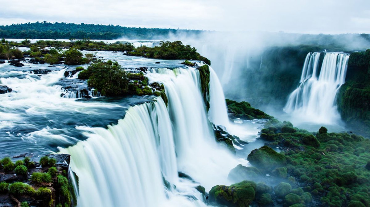 infobae's tweet photo. Parque Nacional Iguazú, un claro ejemplo en materia de preservación del medio ambiente https://t.co/nzReuVbNCE https://t.co/vAfwlwIgGx