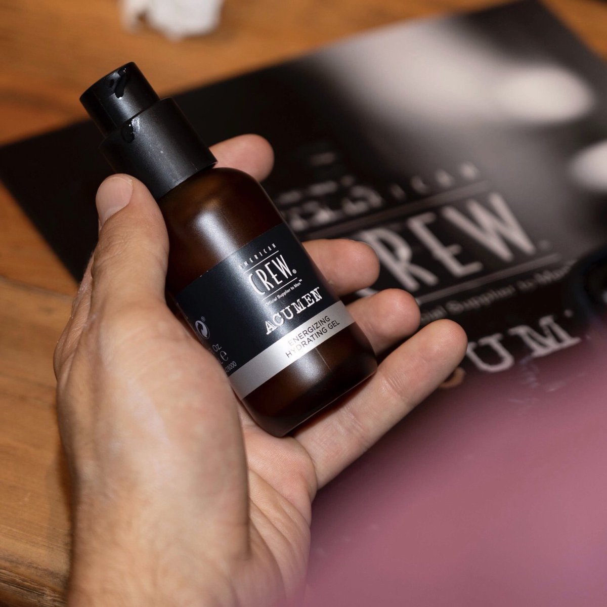 elcorteingles's tweet photo. Con los productos que nos ha presentado #AmericanCrew en nuestro #CaféClandestino lucirás una piel hidratada y un peinado perfecto en cualquier momento. ¡Descúbrelos! 👀 #ACAcumen https://t.co/G9Z5BgYeza