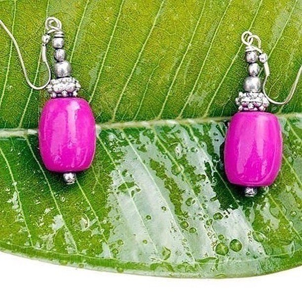 Never let your earlobes go naked with our selection of boho chic earrings. Shop Niirva via the link in profile.
.
.
.
.
.
#boho #bohostyle #inspiredstyle #shopniirva #niirva #style #instastyle #instafashion #fashion #ootd #aotd #fashionblogger #fblogger … ift.tt/2N6DzWh