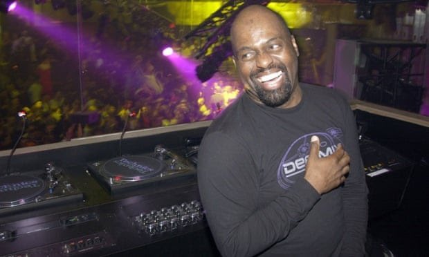 An Ode to a DJ! 

In Aug 04 Jefferson Street between Monroe and Van Buren became honorary "The Godfather of #housemusic" Frankie Knuckles Way, near the site of the Warehouse, a club where Knuckles was DJ between ‘77 and ‘82 (source: <a href="/cityseekr/">Cityseeker Travel</a> ) 

#frankieknuckles #chicago