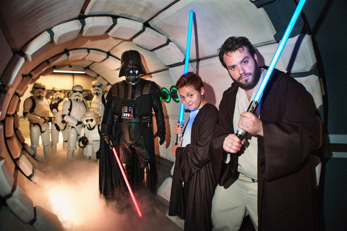 Hoe Zal Ik Het Zeggen? is genomineerd voor een Internationale #Emmy Award. MEDIALAAN feliciteert bedenkers Sofie Peeters en Tim Van Aelst van Shelter, en presentator @jensdendoncker