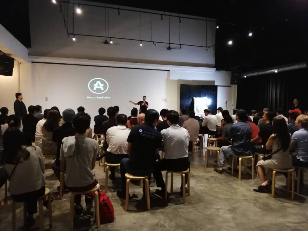 AptoideWallet's tweet photo. Tiago Alves' presentation at this month's Blockchain KL Meetup in Malaysia had an amazing turnout ๐ฅ It focused on Aptoide's Case Study as an example to show how the integration of #AppCoinsProtocol can help solve some of the main inefficiencies the industry still faces today ๐ https://t.co/g5iE6M6xgY