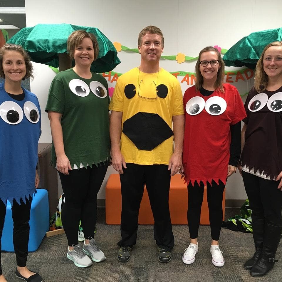 MutchBrandy's tweet photo. I have the coolest team ever! #cchomecoming2018 #1stGradeCC https://t.co/bTke8dEmis