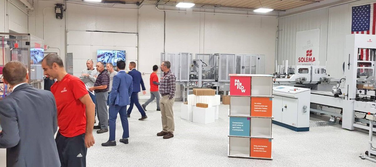 Solemasrl's tweet photo. 27th Sept. 2018 - We are very proud to announce that today is the opening day of @solemausa showroom!

#solema #solemausa #solemausashowroom #solemaboards #solemagraphics #showroom #paperflow #openingday https://t.co/H9ERXD4b4q