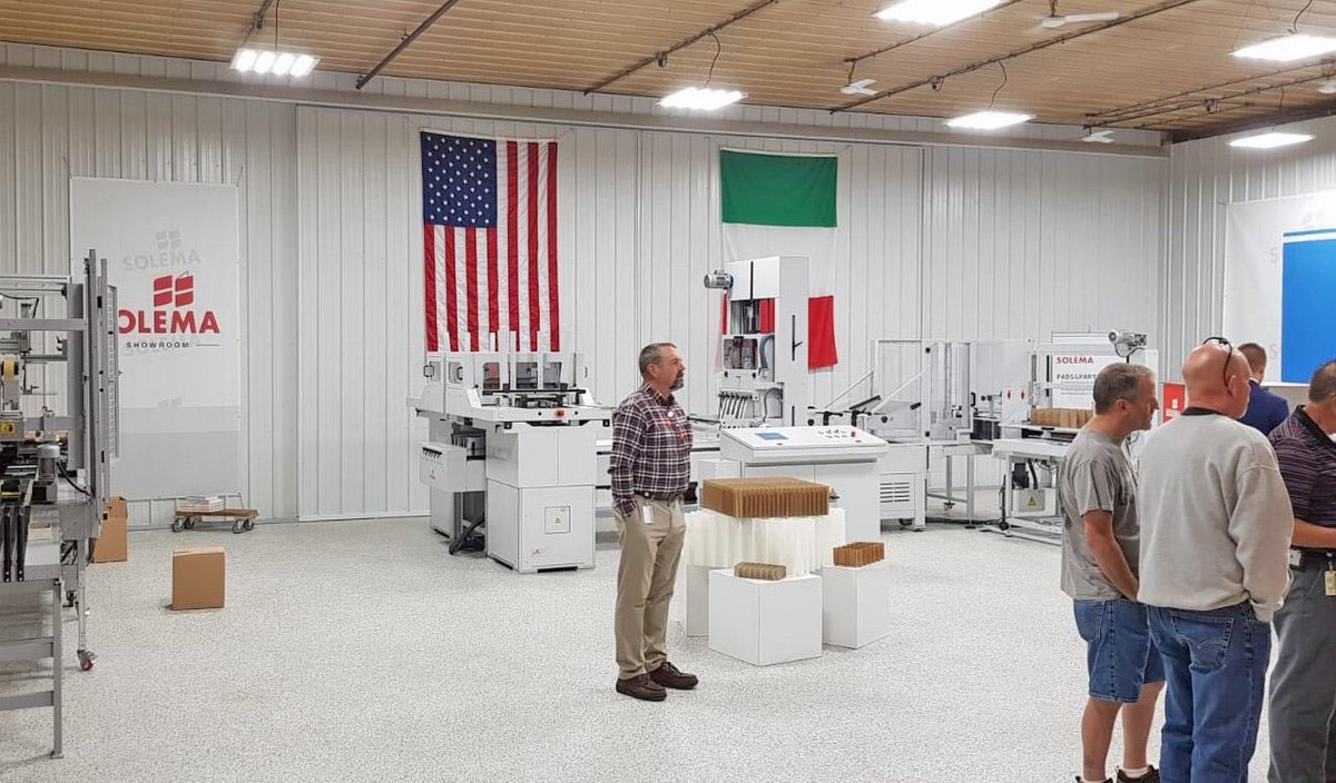 Solemasrl's tweet photo. 27th Sept. 2018 - We are very proud to announce that today is the opening day of @solemausa showroom!

#solema #solemausa #solemausashowroom #solemaboards #solemagraphics #showroom #paperflow #openingday https://t.co/H9ERXD4b4q