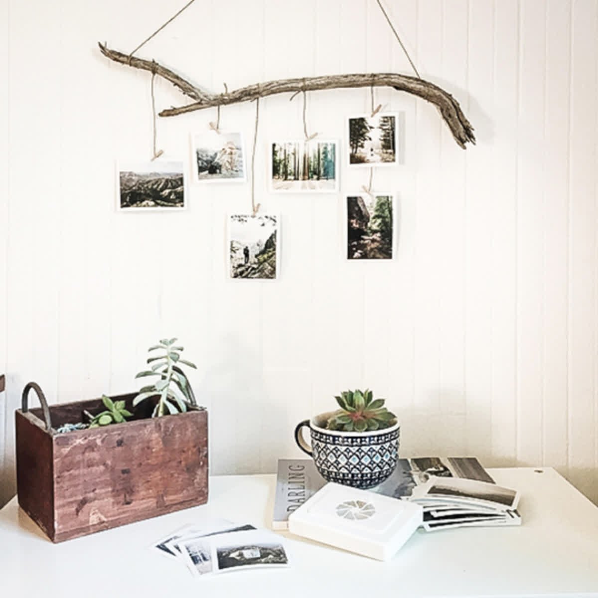timeshel's tweet photo. "At the end, one didn't remember life as a whole but as just a string of moments." -- David Levien (photo by @haileygolich)
#rememberwell #moments #memories #photoprints #photography #homedecor https://t.co/mRHfe7y3Qu