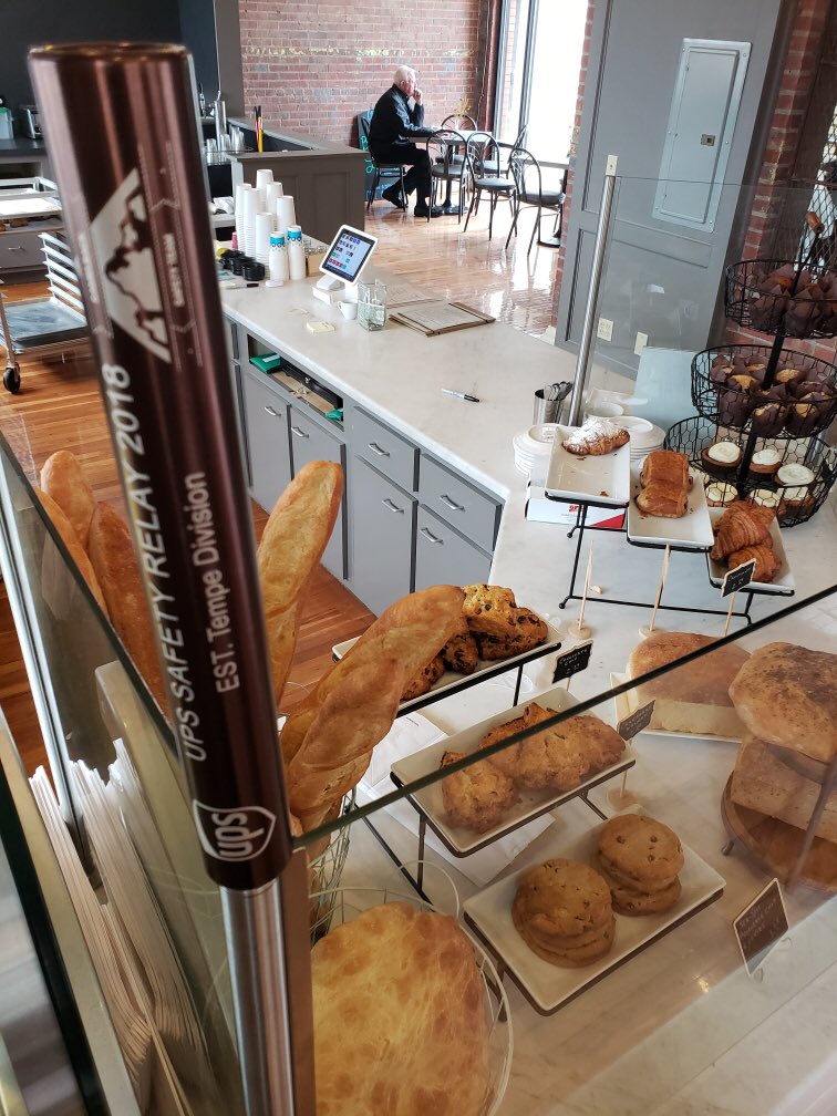 “Don’t Loaf On Safety” #UPSSafetyRelay #punlife @UPStempe @ups4715preload <a href="/TimCapps12/">Tim Capps</a> <a href="/OhioValUPSers/">Ohio Valley UPSers</a>