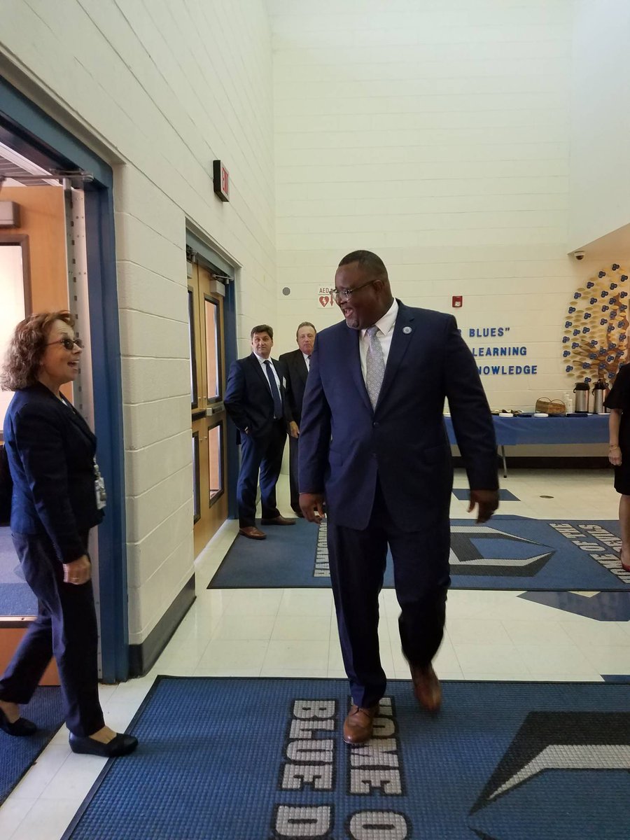 NewJerseyDOE's tweet photo. This morning, @DrLRepollet was invited by the @NJASANews to present his vision for the future of education at the Southern Commissioner Convocation. Before the presentation, the Hammonton HS Jazz Band welcomed NJDOE! @NJGov https://t.co/VvJV5szua4