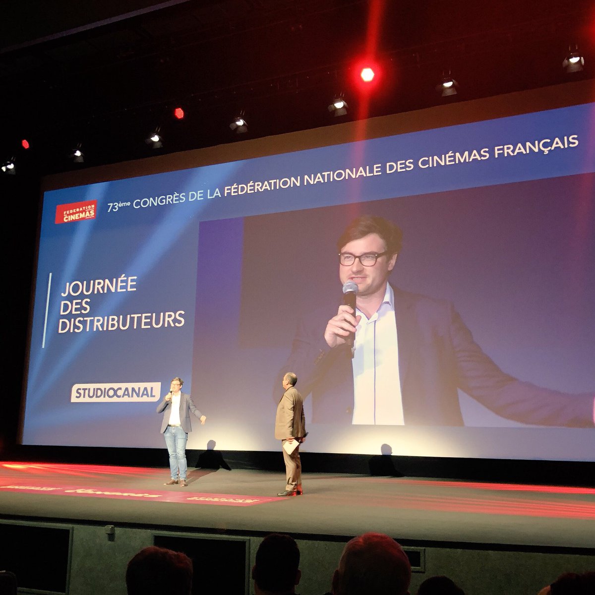 MenschAgency's tweet photo. .@jbbaptistedavi sur la scène du @CID_Deauville après la présentation du line-up @STUDIOCANAL incluant les bandes-annonces en exclu de #Pupille et de #HolyLands.
Bandes-annonces à retrouver bientôt ici.
#fncf2018 #congresdesexploitants #congresfncf #fncf https://t.co/dI8nVZPbSz