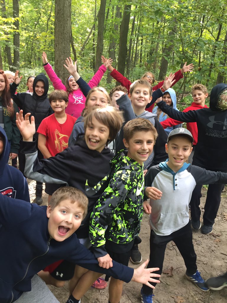 MrsChambersROMS's tweet photo. The process of taking a group picture... #kids #partyinthewoods #ROMS18Camp https://t.co/T2e8y6rIPY