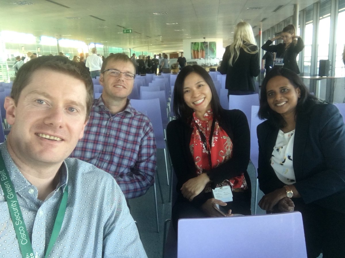 sujathaa1711's tweet photo. UK All hands with @MariniMartinez @alistairwildman @wendymarscisco @Jose_VanDijk @pwolfend @adeletrombetta1 What a packed house we have here! 😊 https://t.co/K2XFY7ZY7w