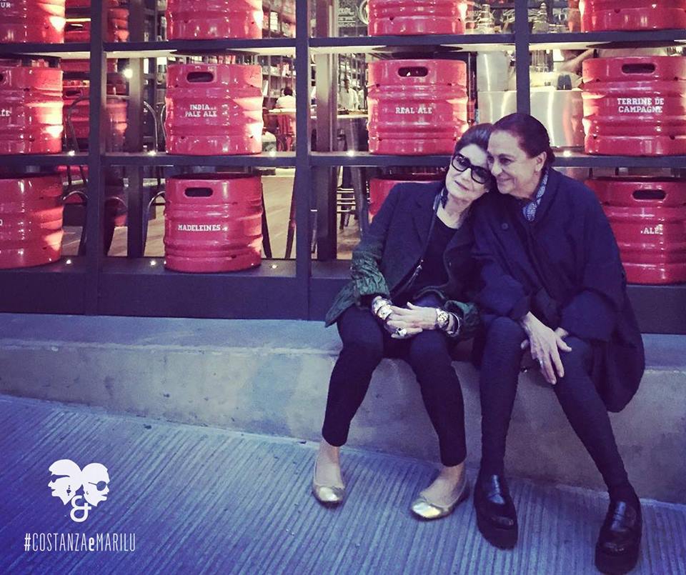 COSTANZAeMARILU's tweet photo. As definições de amizade verdadeira acabam de ser atualizadas por essas duas damas do contemporâneo! #CostanzaEMarilu #AmizadeSemScripts https://t.co/kuMU4GWB7a