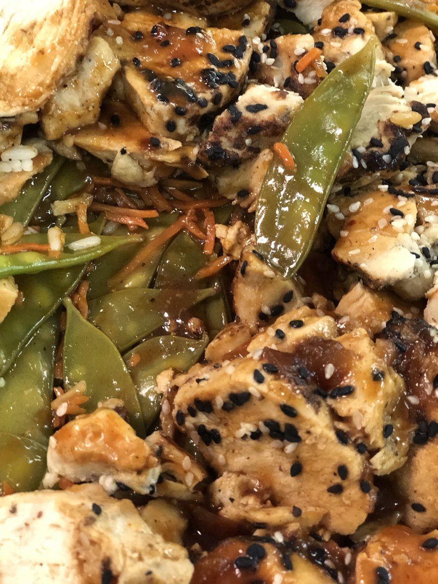 chefjasoncollis's tweet photo. Food for the soul isn’t only nutritious but has a deeper meaning #foodforchange #FoodForTheSoul #DisasterAssistTeam #foodfirstresponders @WCKitchen @chefjoseandres @natemook https://t.co/Wbxxy1WQBq