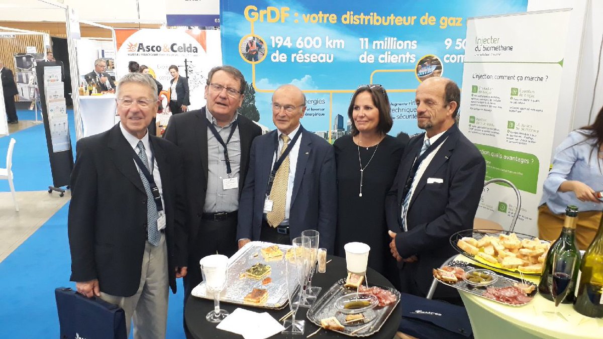 AyorkAudrey's tweet photo. #GRDF présent au  congrès des Maires du Rhône #amf69 
et à l’écoute des besoins des collectivités 👍👏 https://t.co/Z9RN0FTwlI