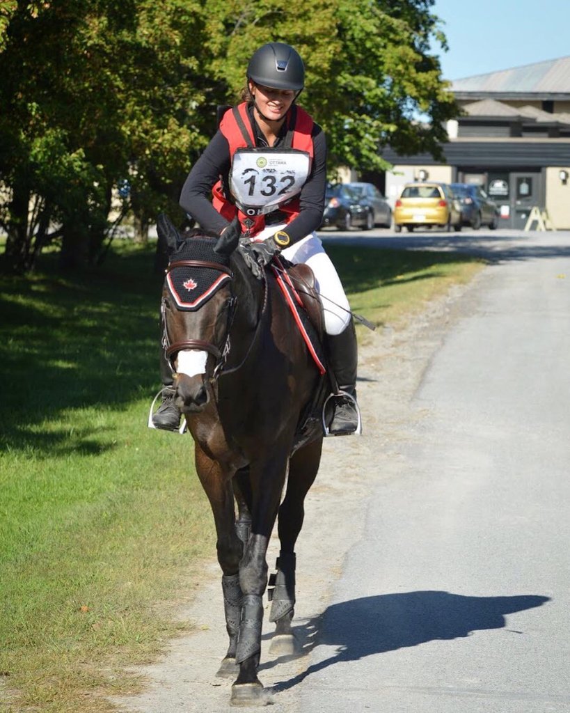 Post cross country feels with @linneagiven_eventing ☺️🐴 
 #ogilvyequestrian #majykequipe #SaddlePad #ogilvy
PC <a href="/emma_kate/">em</a>.j #Repost @linneagiven_eventing