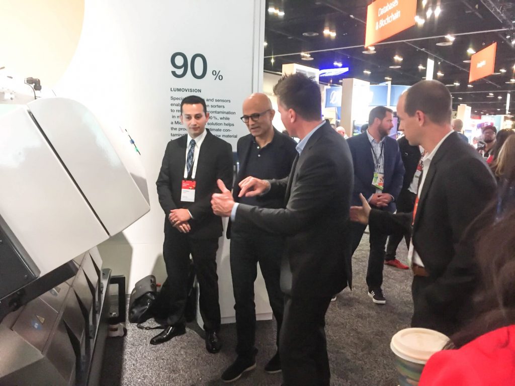 colinmasson's tweet photo. ICYMI @MSIgnite: @Buhler_Group will track crops from farm to fork using blockchain technology https://t.co/HaIjyjhOmc via @Caglayan_Arkan @msftmfg @MSFTBlockchain | #MSFTnews #Microsoft_Green #MSFTEnvision | #Azure #MSAdvAnalytics #MicrosoftIoT #AI https://t.co/KVQLA7aDhG