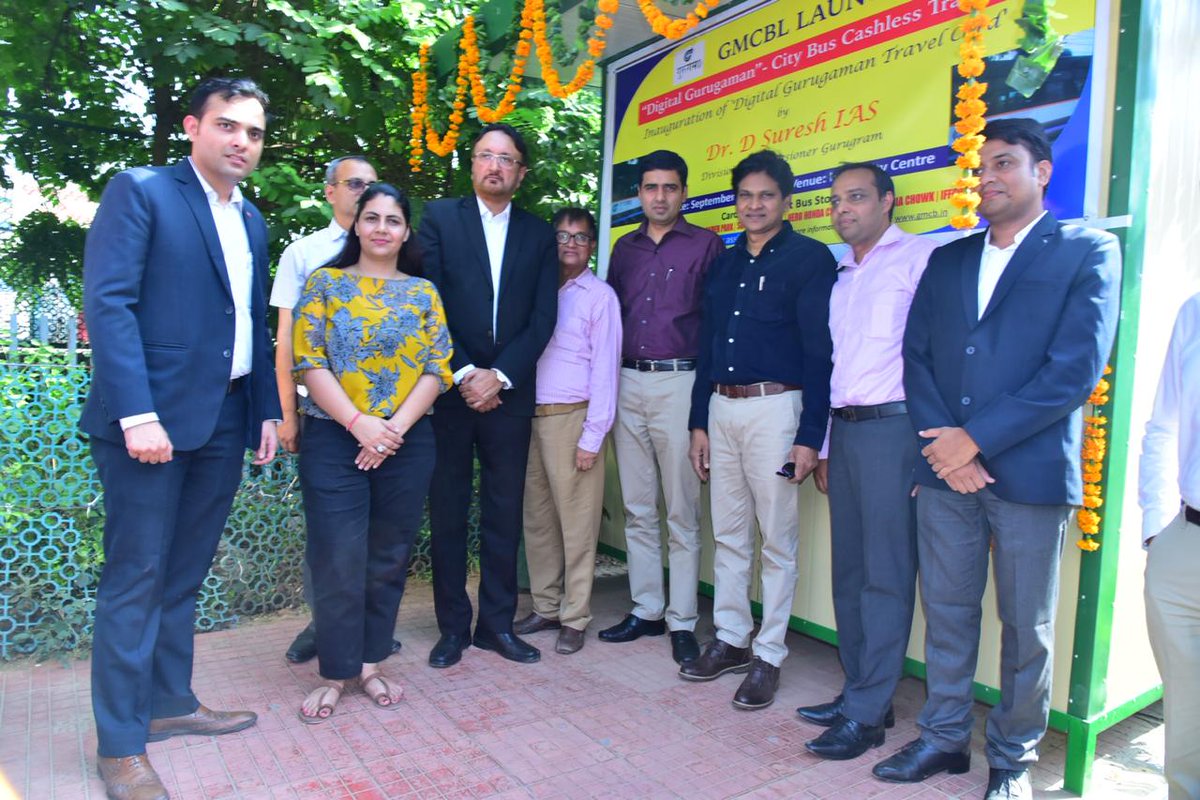 gurugaman's tweet photo. A glimpse of the Digital Gurugaman Travel Card Launch Event

The Divisional Commissioner of Gurugram Dr. D Suresh IAS buys the first Gurugaman Travel Card. https://t.co/uqnEecO3L0