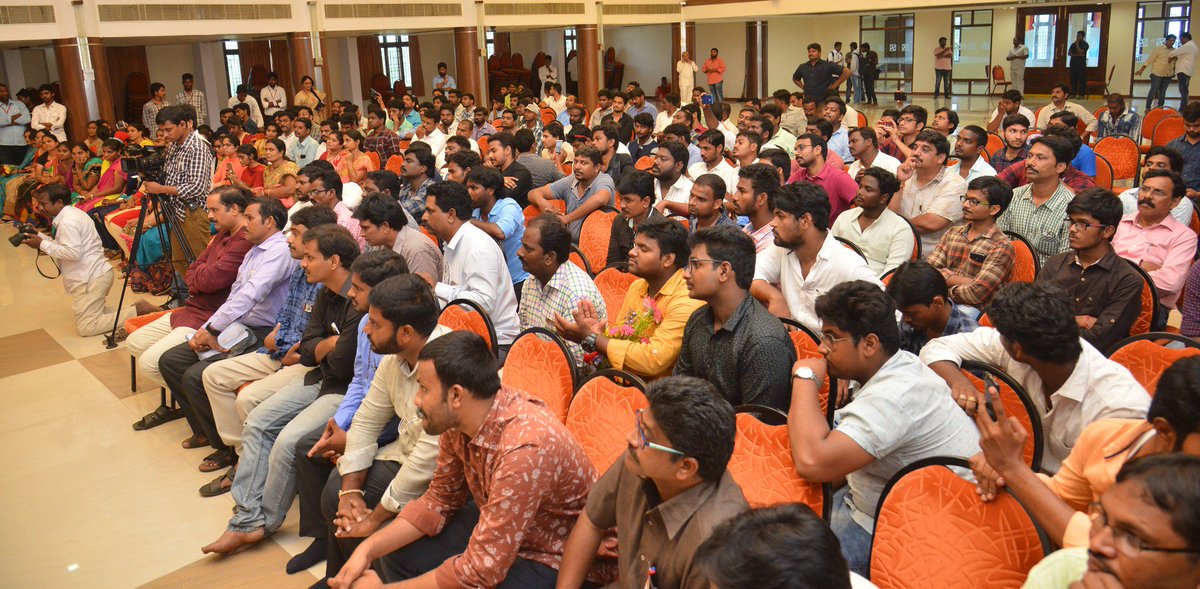 JanaSenaParty's tweet photo. JanaSena Chief #PawanKalyan meeting with Private school teachers 

Full Video : https://t.co/HI7nnjIOYY https://t.co/15o7EKwvCf