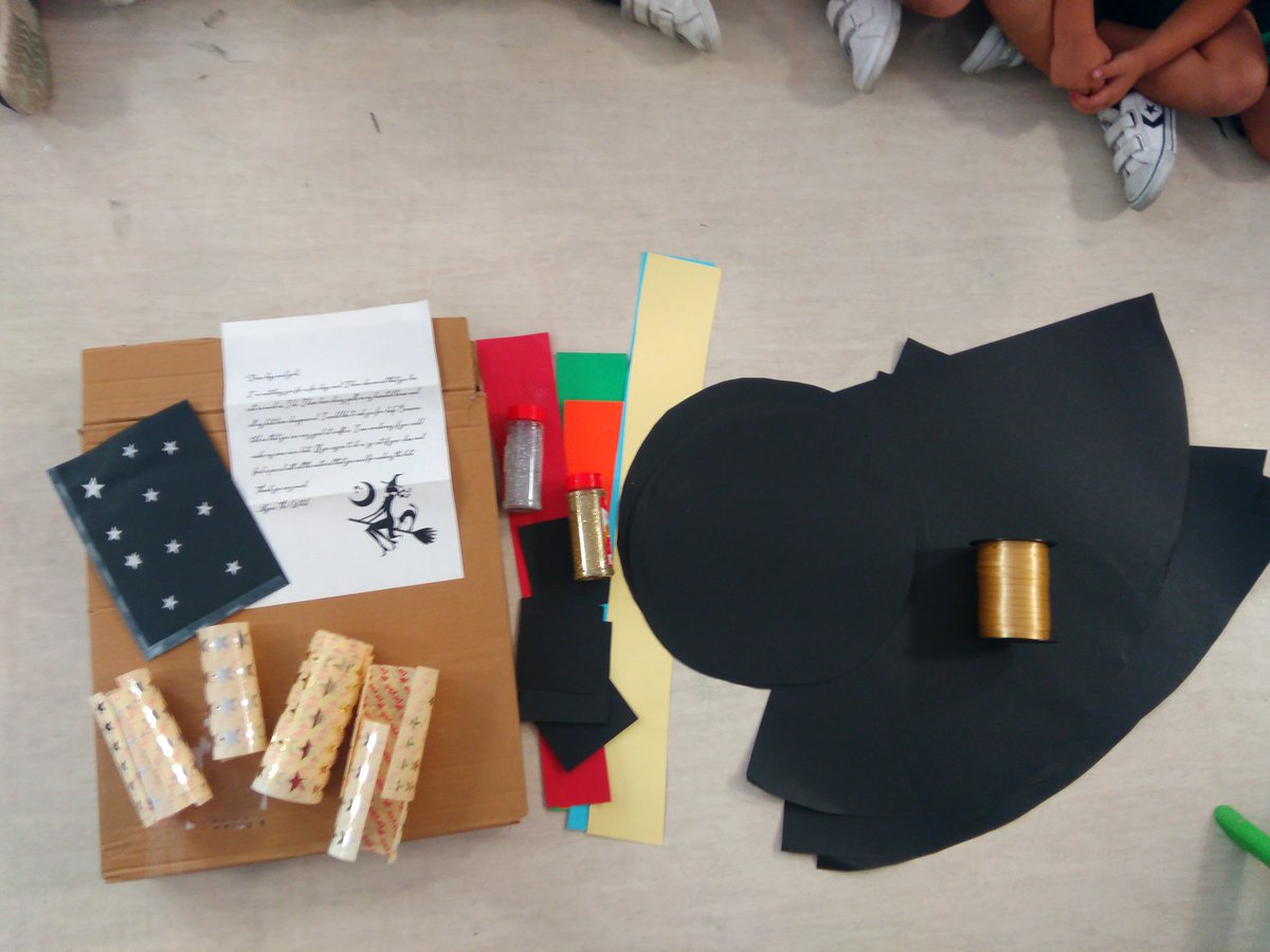 TeacherRociHBST's tweet photo. What is all of this material? Agnes the witch has lost all her hats and she asked us for help! #witchproject #4years @HBSTORREJON https://t.co/u1gUSLvuFD