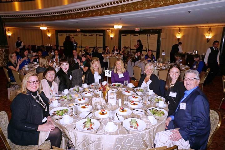 ChicagoMPI's tweet photo. #TBT to Signature Luncheon 2017! The excitement is building as we gear up for SL18! It will be a great day of education, engagement, and making meaningful connections! Tag a friend, or a MPI-CAC member you see in a photo! #MPICAC40 #MeetingProf #EventProfs https://t.co/6qyjBA7dGe
