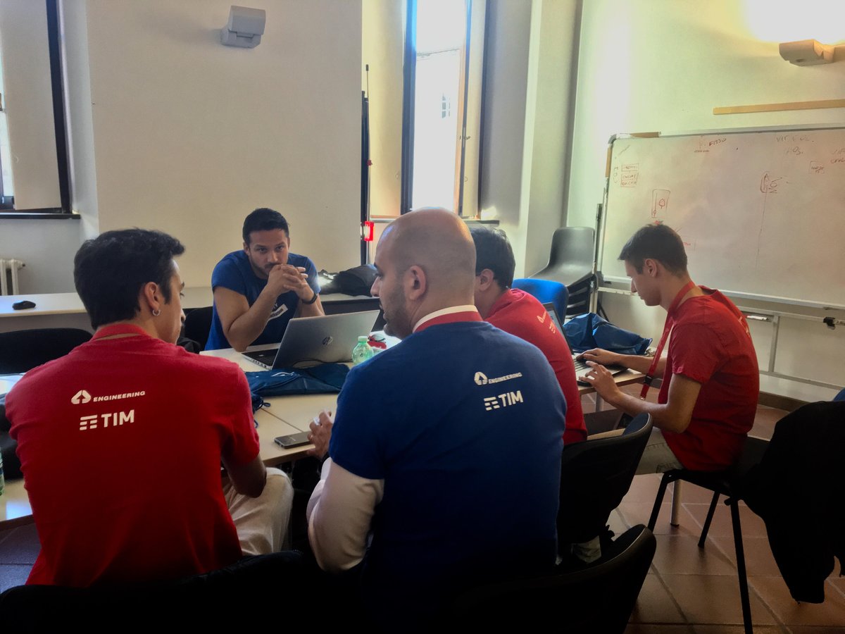 #TIMBoxHackathon: work in progress... alla ricerca della #MixedReality! <a href="/EngineeringSpa/">ENGINEERING GROUP</a> <a href="/TIM_Official/">TIM Official</a>