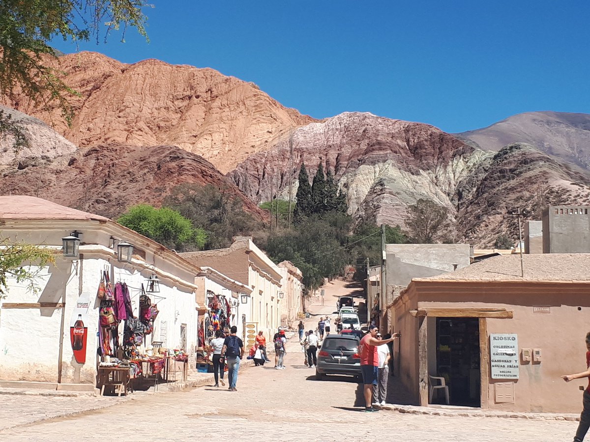 valenmillon's tweet photo. #IglesiaSantaRosaDeLima #Purmamarca Poniendo nuestro granito de arena #ProyectoCompartido El #Patrimonio es de todos y como tal lo debemos cuidar cada uno de nosotros #Placeres https://t.co/t9L6ALyyel