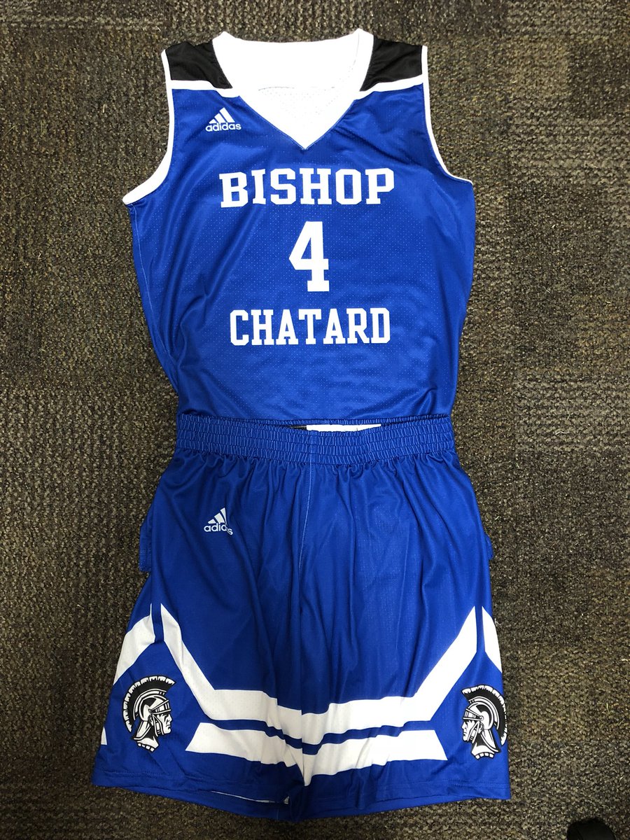 ....and new away jerseys <a href="/moiramcginleyy/">Moira McGinley</a> will be sporting this one <a href="/TPAthletics_/">Team Pride Athletics</a>