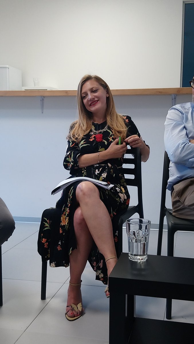 Industriofund's tweet photo. L'architetto Rosa Topputo, fondatore di @DarcStudioRome racconta il rapporto tra bellezza, tecnologia, funzionalità: il caso della Mano Robotica @rosatopputo #IndustrioTalk #DesignIndustriale #innovazione #27settembre #manifattura #design #startup #modularità #tecnodesign https://t.co/IvEnGmOQx0