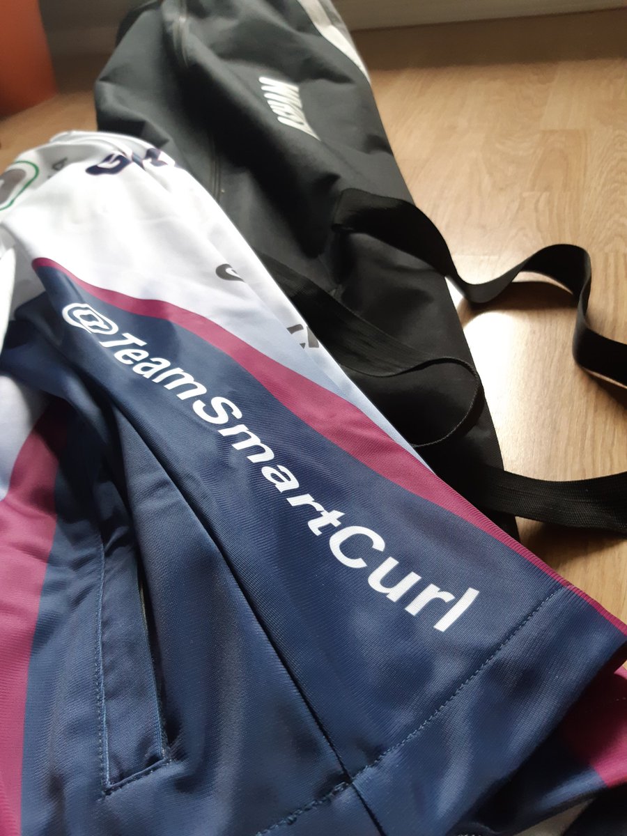 TeamSmartCurl's tweet photo. Its #gameday as we take on Team Hilker tonight at the @AvonairCurling for our 2nd stop on the @worldcurltour catch live scores on @CurlingZone #yeg #curlsmart #curling https://t.co/5DSkZPh3fz