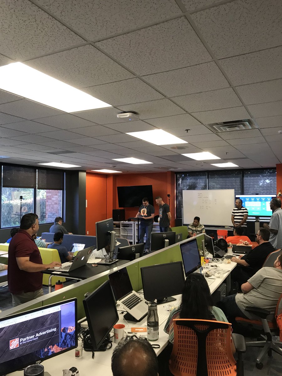 ryancoble77's tweet photo. Monthly celebration appreciating our associates that make all the difference! How we do it in The DTC! #homedepot #THDRocks #DTC https://t.co/RoEU2BC1mA