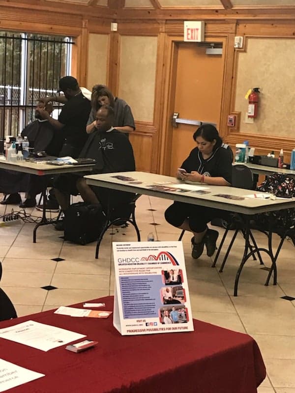 HoustonMunCourt's tweet photo. Our Director & Presiding Judge & PIO are @ Mayor @SylvesterTurner 's #TurnAroundHouston Resource Fair today!
Judge Marshall & Gwendolyn Goins are providing options to resolve cases that may hinder their chance @ employment #MCD #CommunityOutreach https://t.co/8IjeHoZM8X