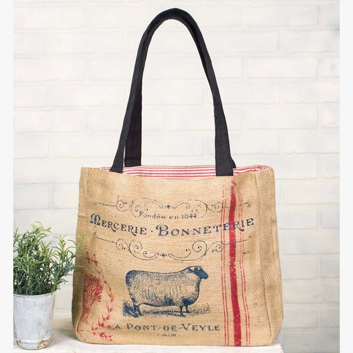 North_decor's tweet photo. This burlap tote bag features a ticking lining and one inside pocket.
https://t.co/c8vltD9Yzb
#homedecor #decorating #handbag #rusticliving #rusticdecor #homesweethome #homestyle #sahm https://t.co/32nLK3Hodf
