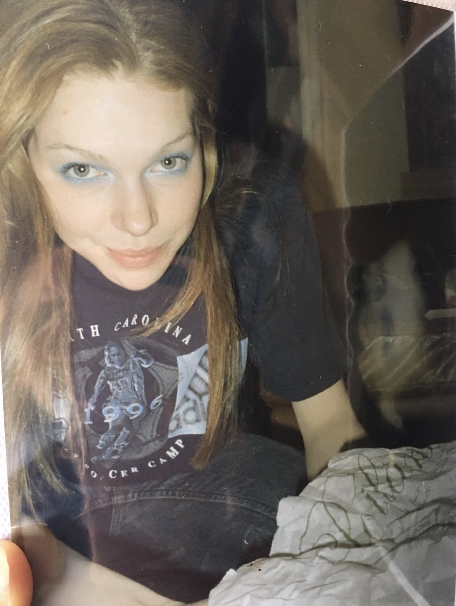 LauraPrepon's tweet photo. #ThrowbackThursday to the ole modeling days. This was after a runway show in Milan when I was 15. #tbt https://t.co/jwlAx0m1ou