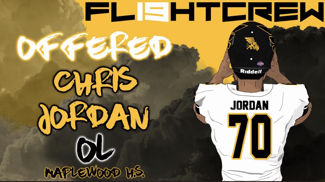 B1GChris615's tweet photo. Blessed to receive my second offer from Missouri Western State University. I am truly thankful for this opportunity. The grind don’t stop! ⚫️
#FlightCrew #Elite3🔺🔺 https://t.co/E8JrNJR01H