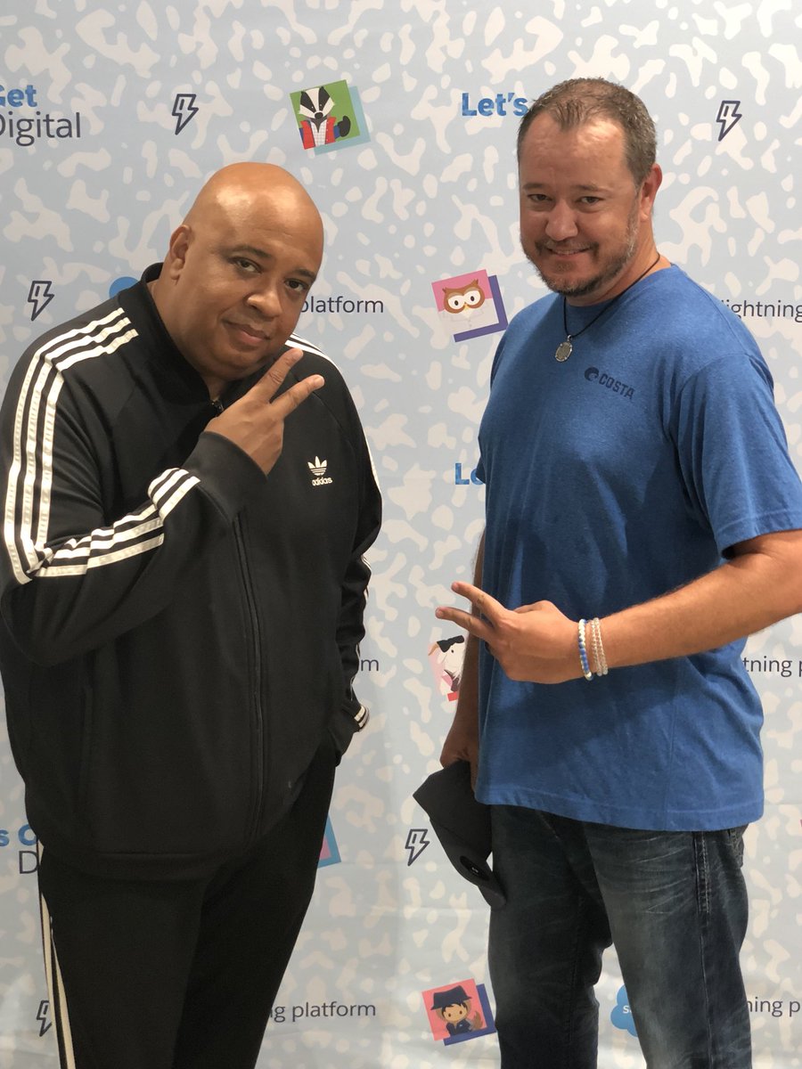 stvharris33's tweet image. Thank you #SalesforceLightningPlatform for an awesome experience shopping with @RevRunWisdom this morning @adidas! @SalesforceforIT