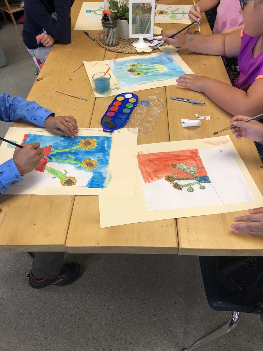 lundiesmiddles's tweet image. Thank you @colbysharp for the Creative Start idea. Mornings in my room are calm and a chance to connect with students. Learning to #lookclosely and use artist techniques when painting. Student choice during #creativestart will happen when we are ready. #sd37