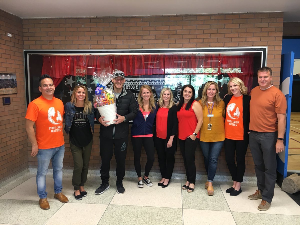 Tornadohowl's tweet photo. A nice surprise from Angie Poirier and Stuntman Stu who dropped off a basket of candy for staff today.  47 minutes later it was all gone.  😀@MAJIC100Ottawa https://t.co/xdxfYwcjD2