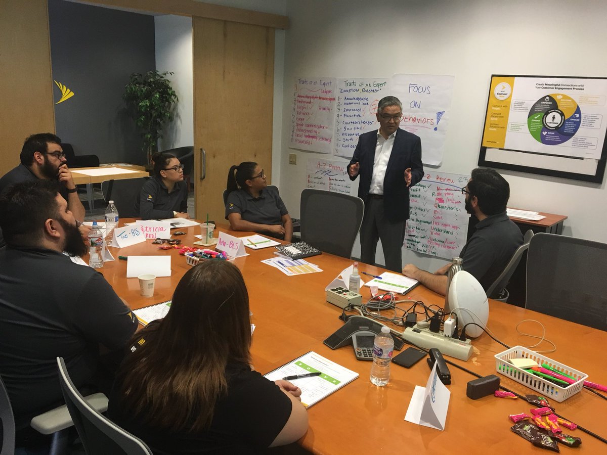 1BethanyDLRF1's tweet photo. Thank you @suehyun_chung for joining our Connect now class in San Jose!!! Your words of wisdom will go far w/our frontlines! #sprintworksforme #elevateandaccelerate2018 #frontlinesmatter #inspirational #leader @SprintULearning @IvanArbizu @TrayceToles @JamesLeeWC @Hilda_L3P https://t.co/LTxpe9mRJF