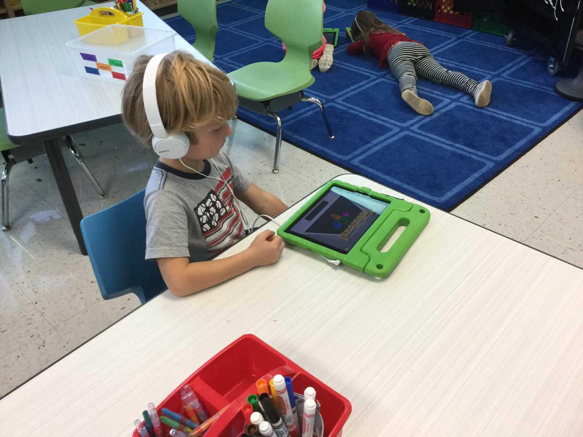 MJensen112's tweet photo. We love our new iPads! @MJensen112 https://t.co/SdRvAWlYNq