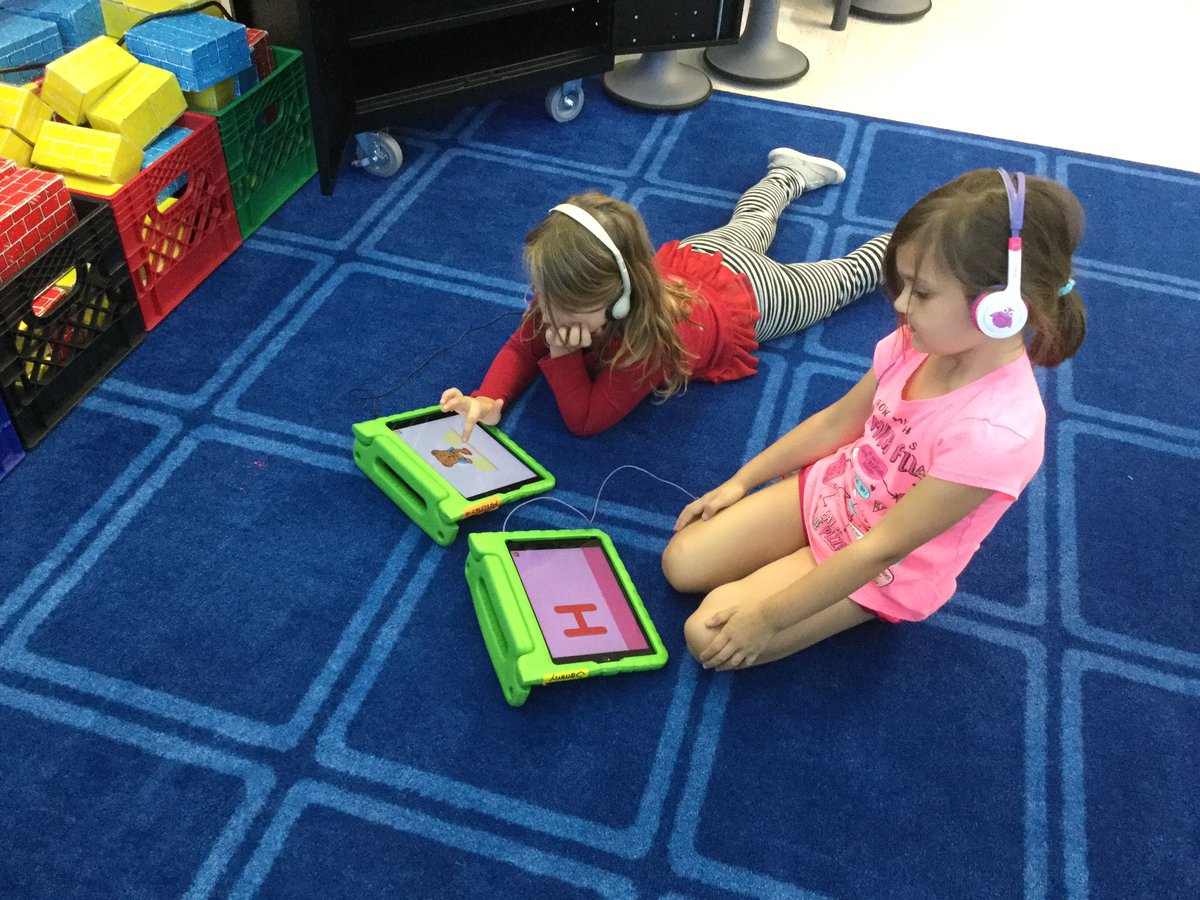 MJensen112's tweet photo. We love our new iPads! @MJensen112 https://t.co/SdRvAWlYNq