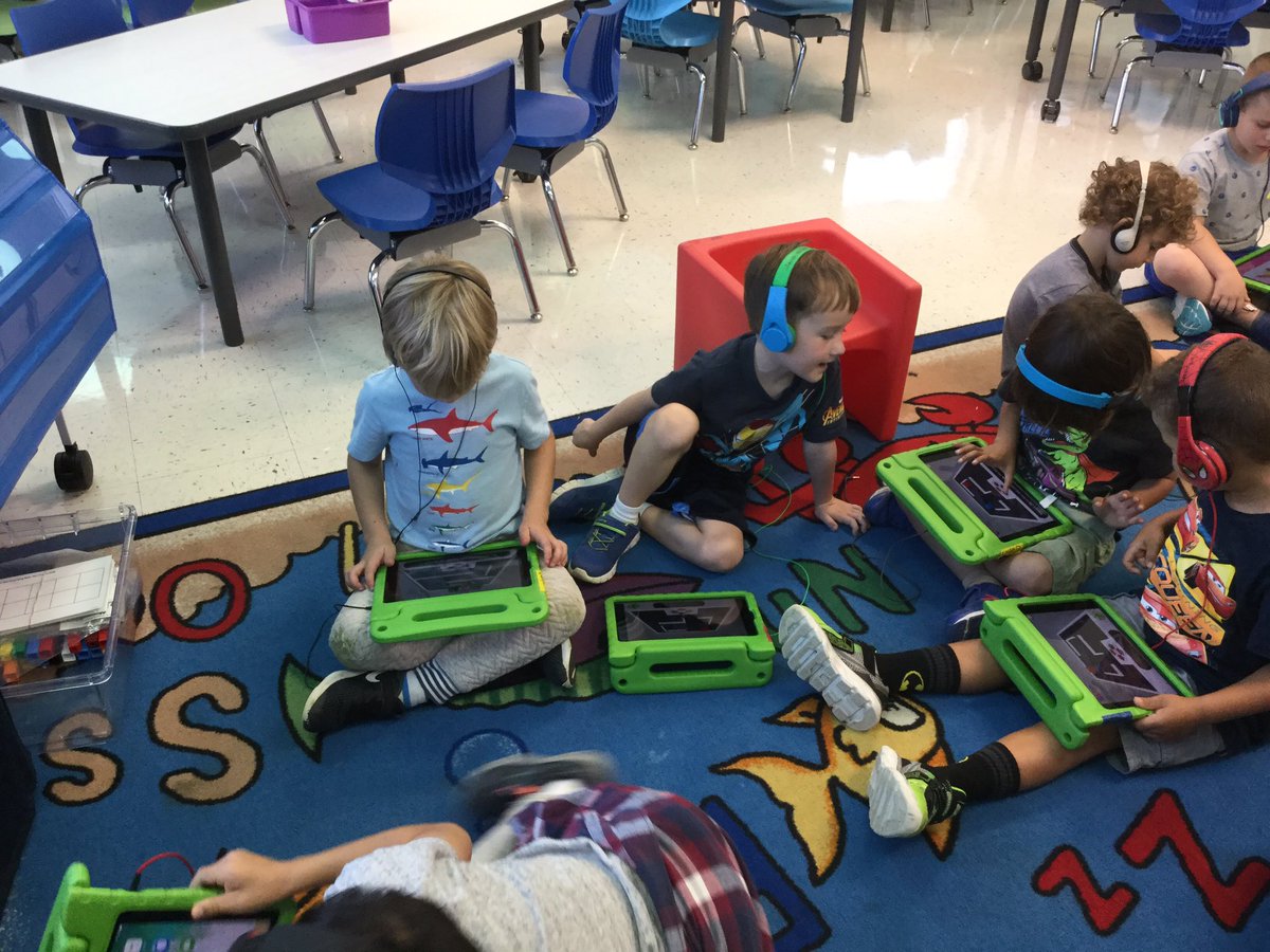 MJensen112's tweet photo. We love our new iPads! @MJensen112 https://t.co/SdRvAWlYNq