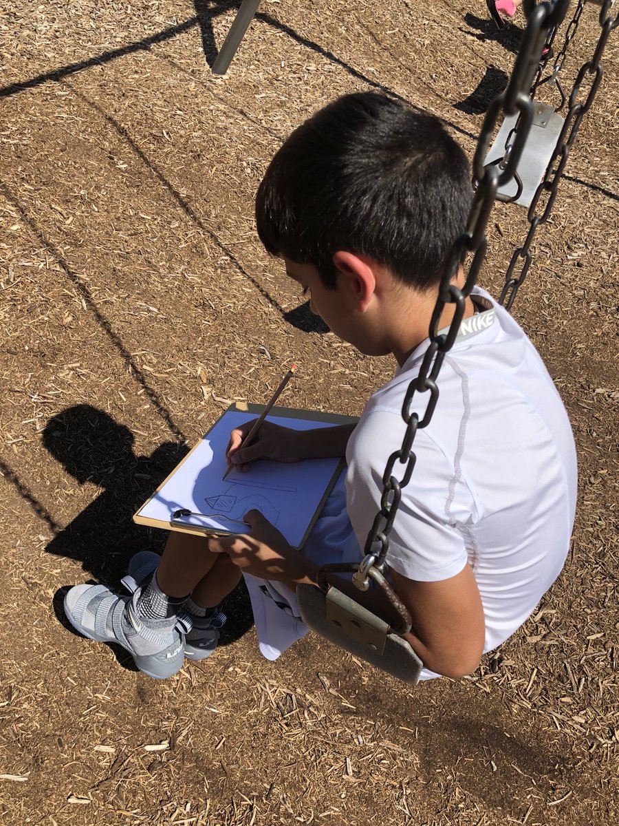JeffriesJAMArt's tweet photo. Taking advantage of this beautiful day to practice drawing from observation! #ThisIsMireles #ThisisNorthside @mrsLHernandez @migdaliagpowers @NISD_FineArts https://t.co/Lc59epcDen