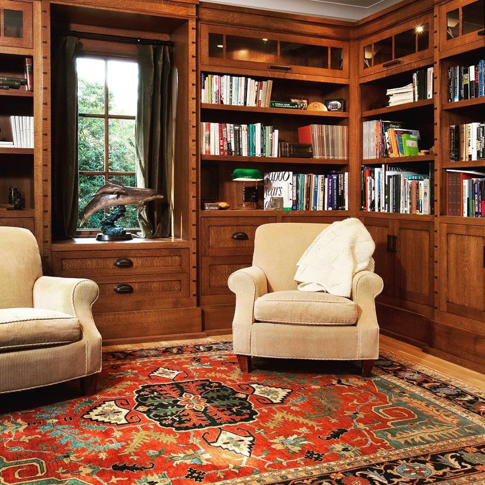 TG_designbuild's tweet image. This cozy home office featuring custom built-ins makes for a functional and enjoyable space during the work week.

#thursdaygrind #custom #workfromhome #office #interiordesign #luxury #design #build #cozy